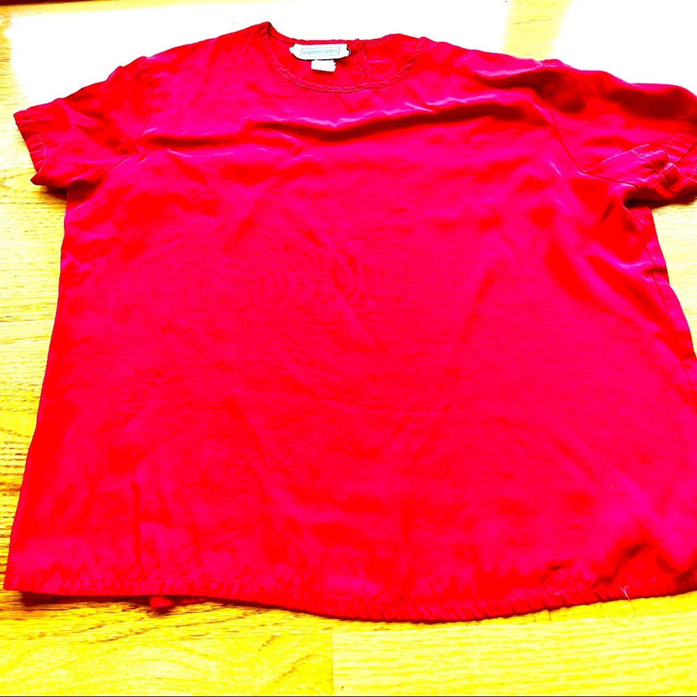 Women’s red top